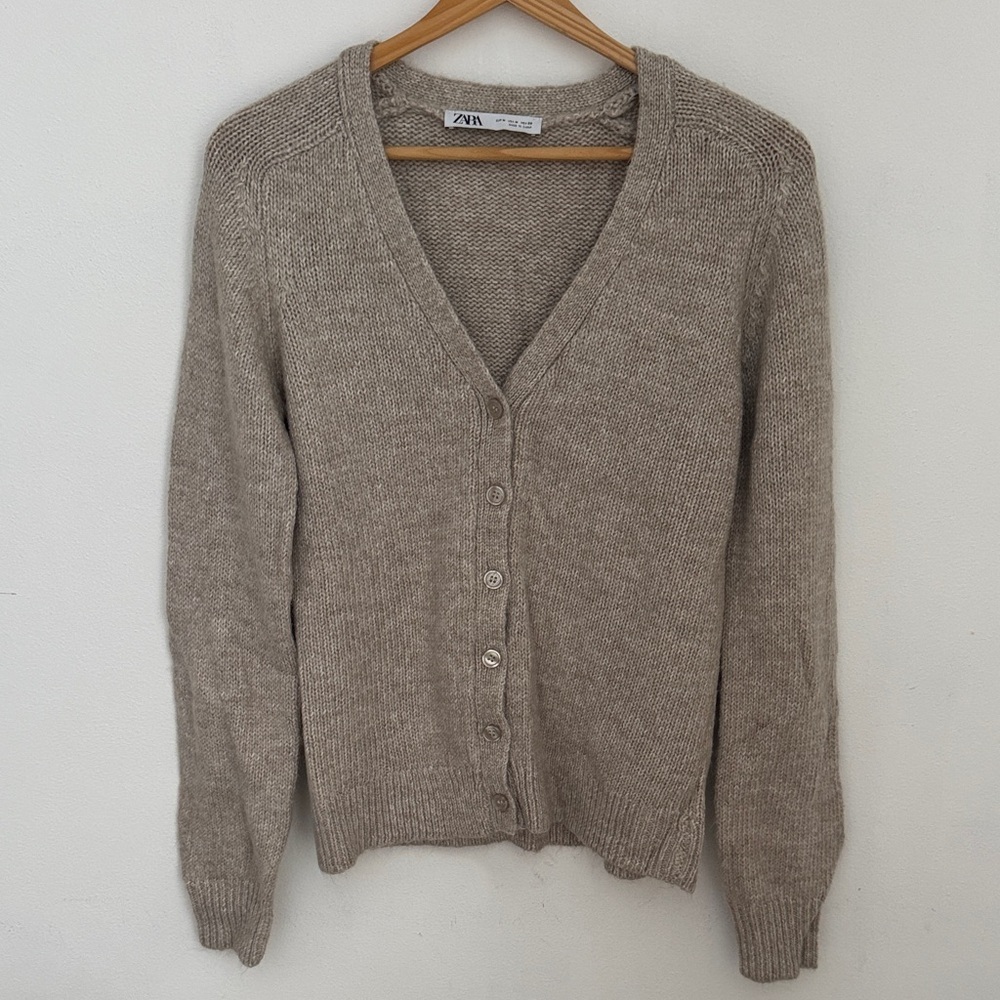 Zara Women's Beige Cardigan Sweater